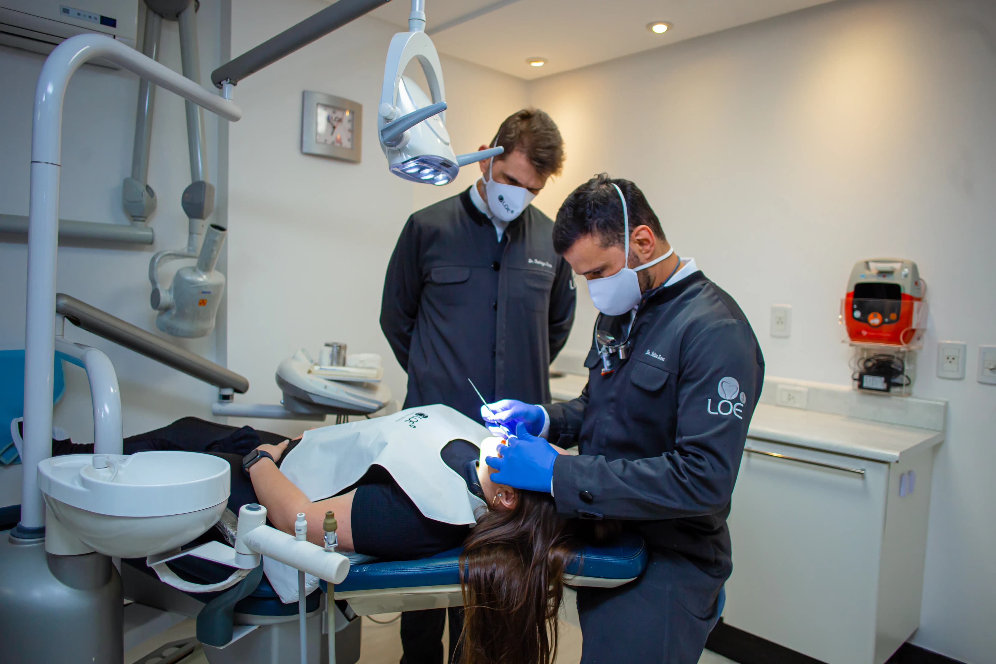 Alinhador Invisalign — diagnóstico digital LOE+